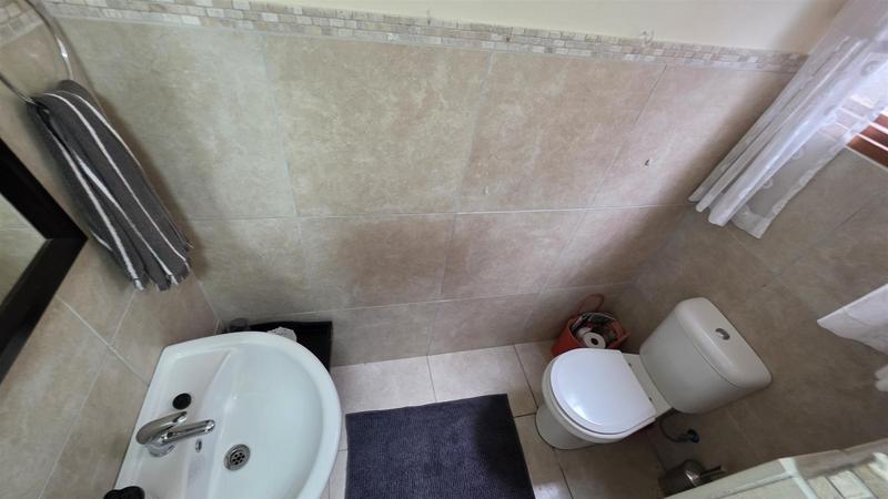 4 Bedroom Property for Sale in Klein Brak Western Cape